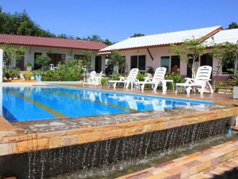 Phuket Muay Thai House Csalong Kültér fotó